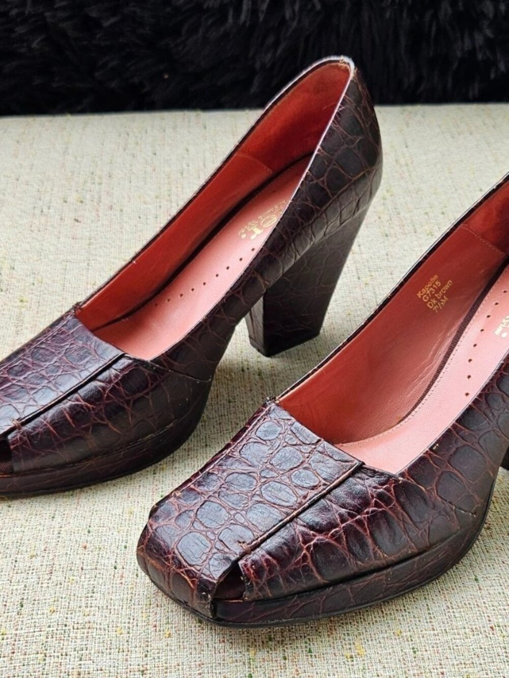 Vintage Richard Tyler Women Sandal Dark Brown Leather Croc Kapella Heel Size 7.5